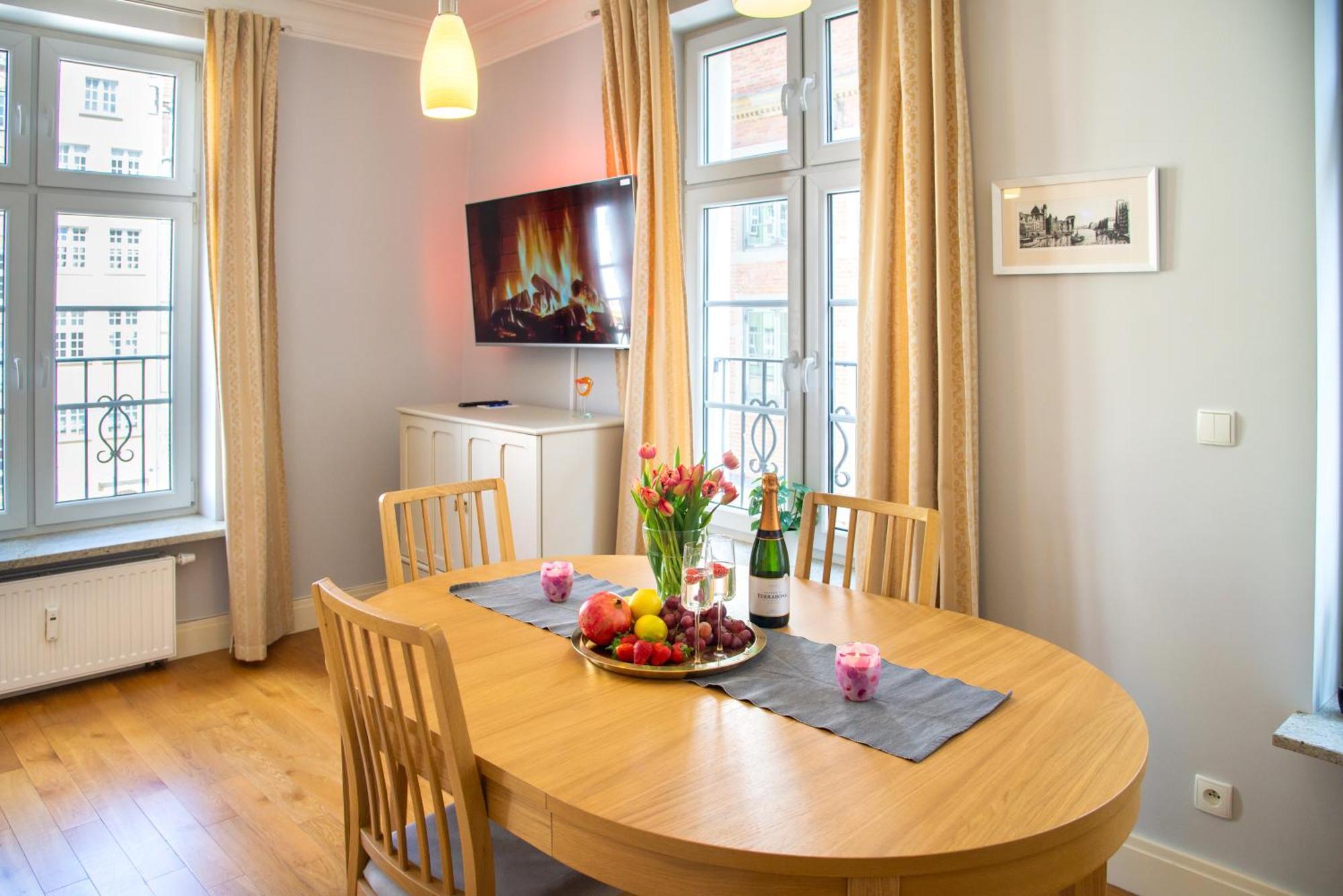 Apartamenty Szlachecki I Pod Artusem Gdansk Exterior foto