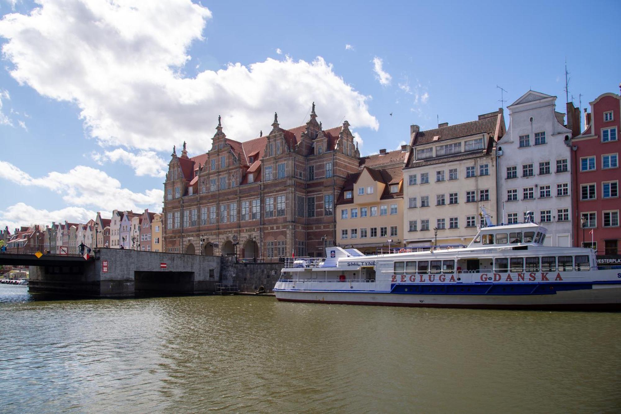 Apartamenty Szlachecki I Pod Artusem Gdansk Exterior foto